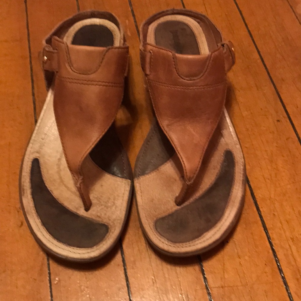 Patagonia brown sandals, size 7.